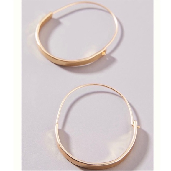 π2/$30 New Anthro Gold Annelise Hoop Earrings - Picture 3 of 6